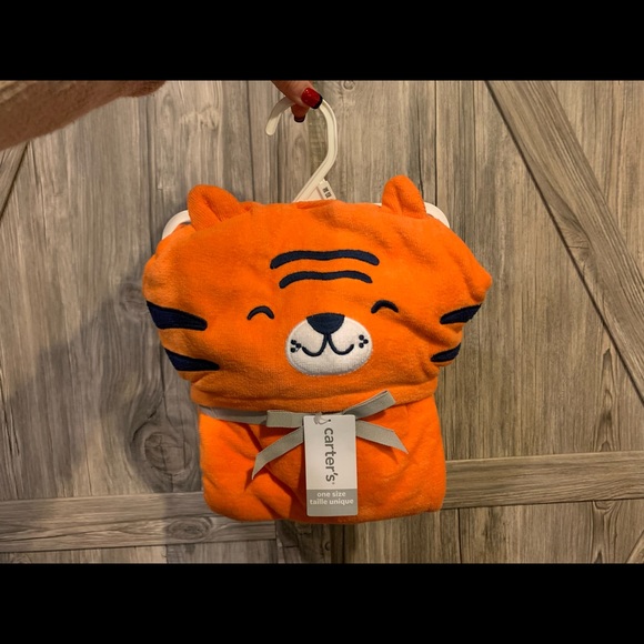 SOLD - Carter’s Hooded Towel - Tiger - Picture 1 of 4